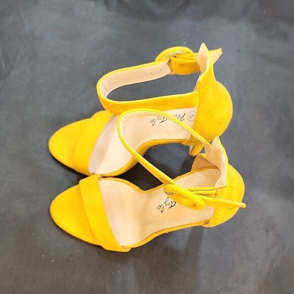 BRAND NEW HERSTYLE CHARMING- ANKLE STRAP ROUNDED BUCKLE OPEN TOE STILETT… - Picture 8 of 16